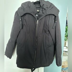 Down Puffer Coat in Navy - Size S